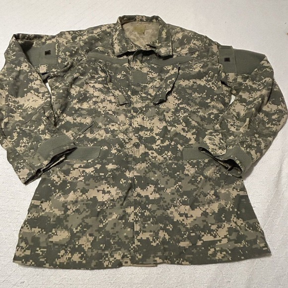 ACU A2CU Aircrew Combat Uniform Coat, Size Medium Long Digital CAMO - Picture 1 of 16
